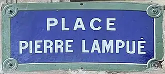 Voir la plaque.