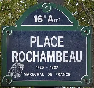 Voir la plaque.