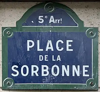 Voir la plaque.