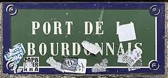 Voir la plaque.