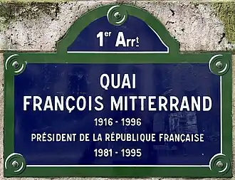 Voir la plaque.