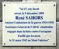 Plaque au no&nbsp;47 en hommage au résistant René Sahors.