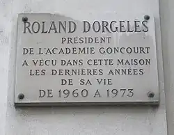 Plaque au no&nbsp;2.