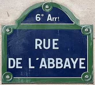 Voir la plaque.