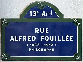 Voir la plaque.