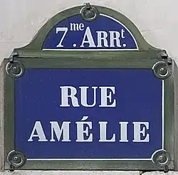 Voir la plaque.