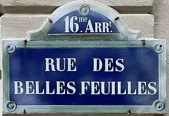 Voir la plaque.
