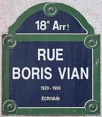 Voir la plaque.