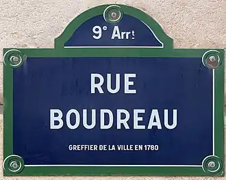 Voir la plaque.