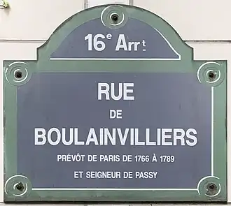Voir la plaque.