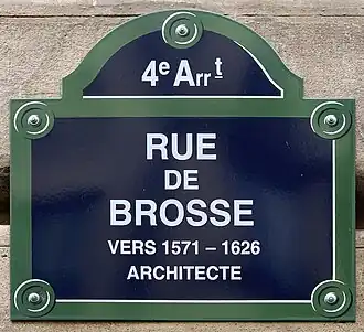 Voir la plaque.