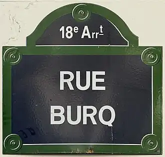 Voir la plaque.