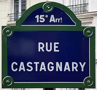 Voir la plaque.