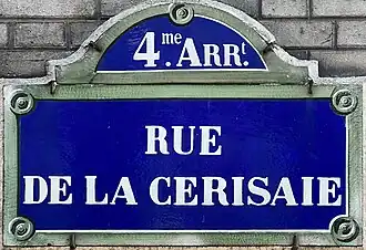 Voir la plaque.