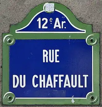 Voir la plaque.