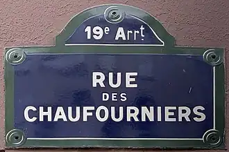 Voir la plaque.