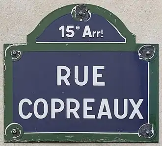 Voir la plaque.