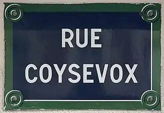 Voir la plaque.