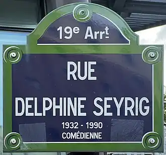 Voir la plaque.