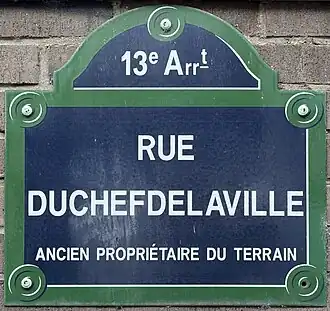 Voir la plaque.