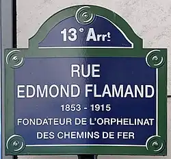 Voir la plaque.