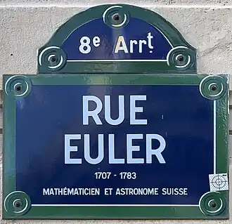 Voir la plaque.