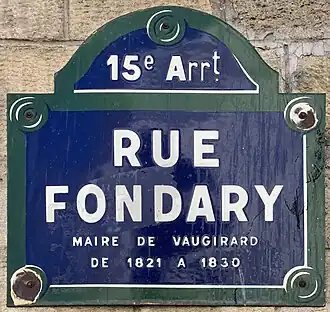 Voir la plaque.