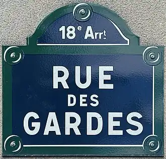 Voir la plaque.