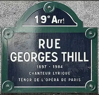 Voir la plaque.