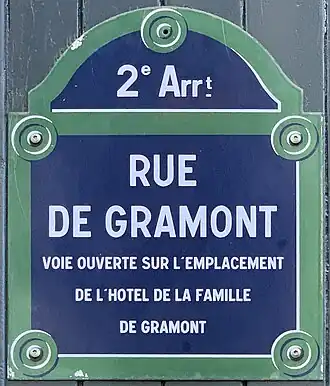 Voir la plaque.