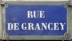 Voir la plaque.
