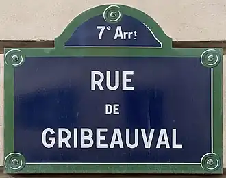 Voir la plaque.