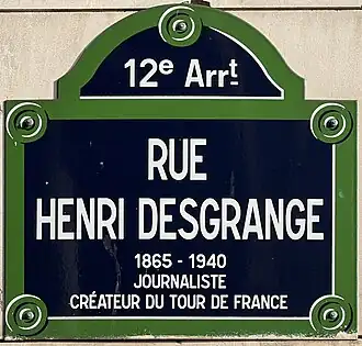 Voir la plaque.