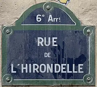 Voir la plaque.
