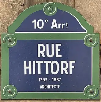 Voir la plaque.