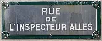 Voir la plaque.