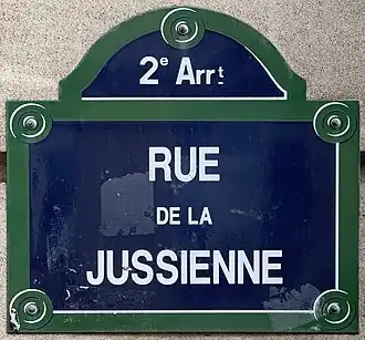 Voir la plaque.