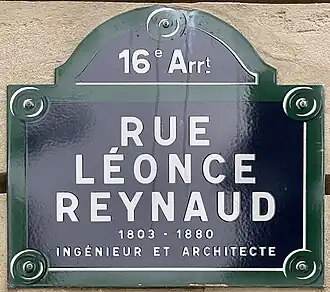 Voir la plaque.