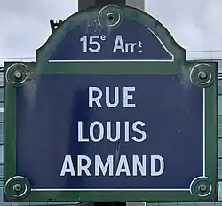 Voir la plaque.