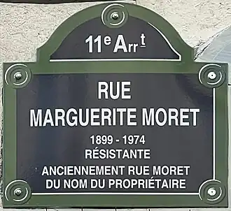 Voir la plaque.