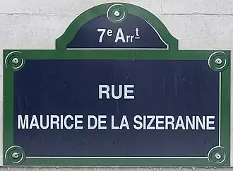 Voir la plaque.