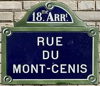 Voir la plaque.