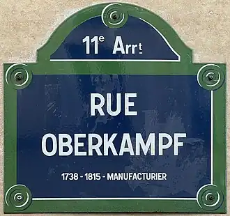 Voir la plaque.