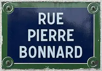 Voir la plaque.