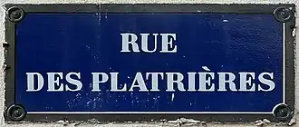 Voir la plaque.