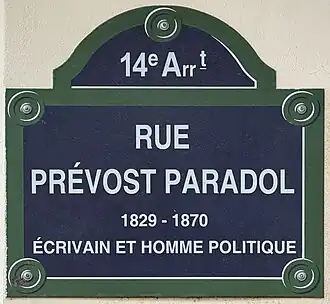 Voir la plaque.