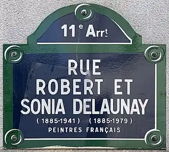 Voir la plaque.