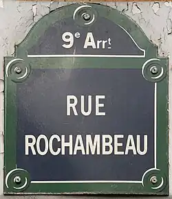 Voir la plaque.