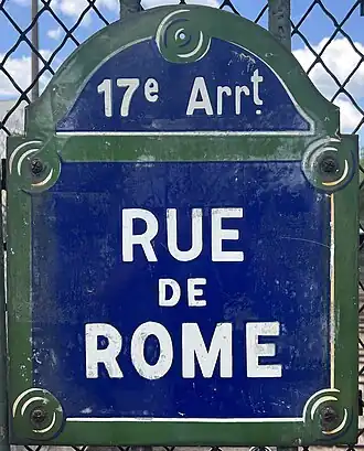 Voir la plaque.