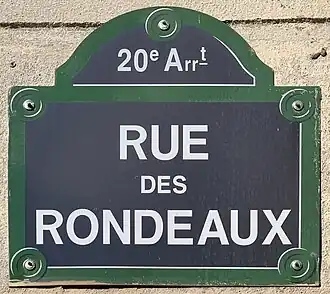 Voir la plaque.